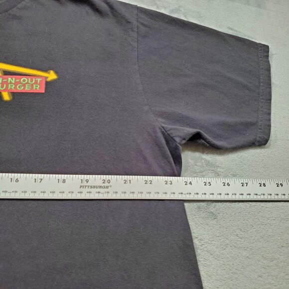 In-n-Out Burger 75 Years Graphic Black Tshirt Large Graphic Hit on Back Mn Sz XL - Picture 9 of 10